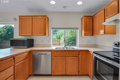 3187 NE Mohan Dr, McMinnville, OR 97128 - Photo 10