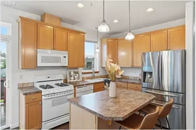 3825 Hazelwood Dr, Vancouver, WA 98661 - Photo 12