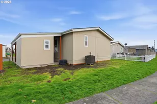 626 SW Philadelphia Way, Beaverton, OR 97006 - Photo 22