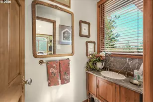 309 Granite St, Ashland, OR 97520 - Photo 18
