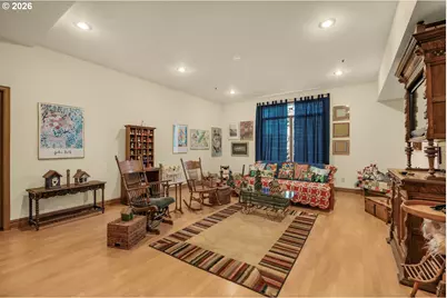 309 Granite St, Ashland, OR 97520 - Photo 32