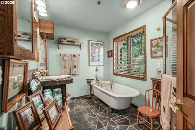 309 Granite St, Ashland, OR 97520 - Photo 38