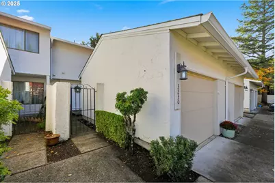 3230 NE 29th St, Gresham, OR 97030 - Photo 2