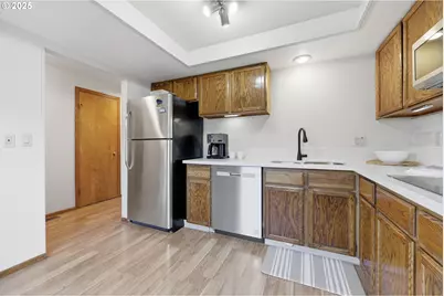 3230 NE 29th St, Gresham, OR 97030 - Photo 8