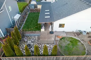 6284 NE Barker St, Albany, OR 97321 - Photo 4