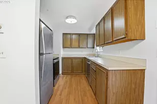 3537 SE 64th Ave, Portland, OR 97206 - Photo 10