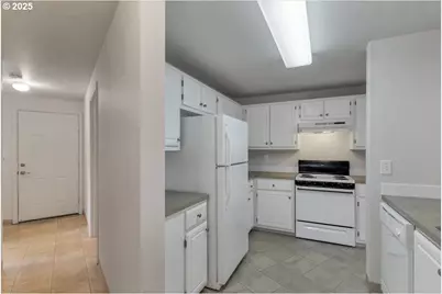 17618 NW Springville Rd #A13, Portland, OR 97229 - Photo 8