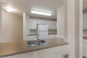 17618 NW Springville Rd, Portland, OR 97229 - Photo 12