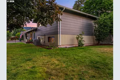 502 1st St, La Grande, OR 97850 - Photo 38