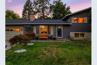 502 1st St, La Grande, OR 97850 - Photo 2