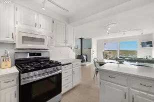 700 N Prom, Seaside, OR 97138 - Photo 14