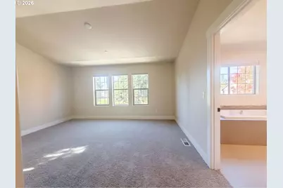 410 NE 76th Ave, Hillsboro, OR 97124 - Photo 4