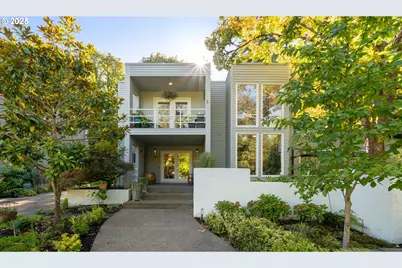 2904 SE Berkeley Pl, Portland, OR 97202 - Photo 2