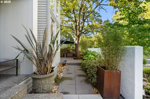 2904 SE Berkeley Pl, Portland, OR 97202 - Photo 32