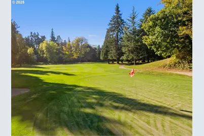 2904 SE Berkeley Pl, Portland, OR 97202 - Photo 38