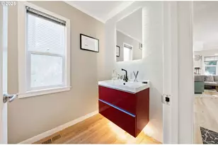 2904 SE Berkeley Pl, Portland, OR 97202 - Photo 14