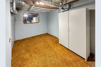 9310 NE Burton Rd, Vancouver, WA 98662 - Photo 12