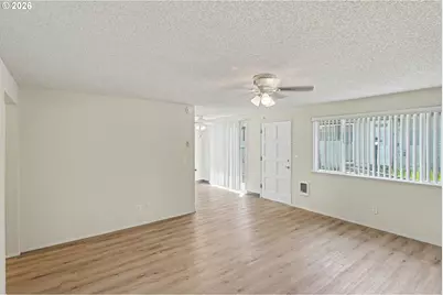 777 Boone Rd #12, Salem, OR 97306 - Photo 4