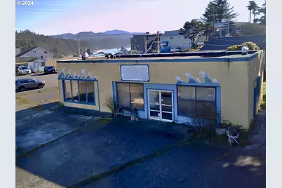 311 6th St, Port Orford, OR 97465 - Photo 1