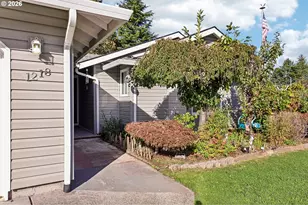 1218 SE Park Crest Ave, Vancouver, WA 98683 - Photo 2