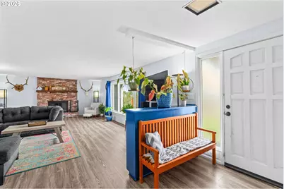 31510 Camas Swale Rd, Creswell, OR 97426 - Photo 6