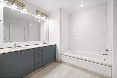 1025 NW Couch St #510, Portland, OR 97209 - Photo 20