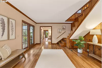 2164 Summit Dr, Lake Oswego, OR 97034 - Photo 6