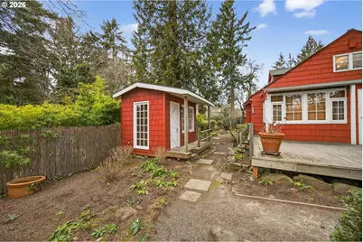 2164 Summit Dr, Lake Oswego, OR 97034 - Photo 32