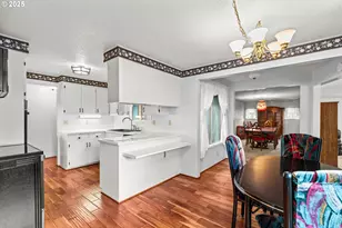 2070 Primrose St, Eugene, OR 97402 - Photo 8