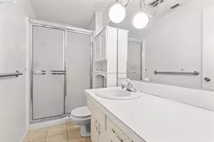 2070 Primrose St, Eugene, OR 97402 - Photo 32