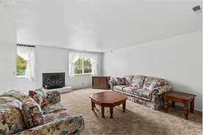 2070 Primrose St, Eugene, OR 97402 - Photo 10