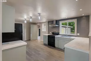 3786 Kevington Ave, Eugene, OR 97405 - Photo 2