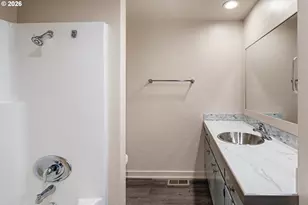 3786 Kevington Ave, Eugene, OR 97405 - Photo 14
