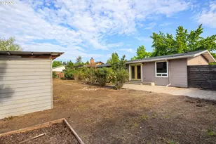 3786 Kevington Ave, Eugene, OR 97405 - Photo 18