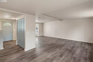 3786 Kevington Ave, Eugene, OR 97405 - Photo 6