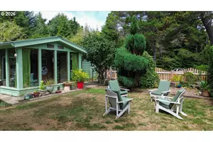 13082 SE Chittum Dr, South Beach, OR 97366 - Photo 8