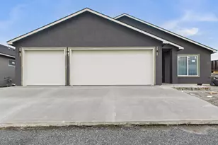 897 E Autumn Ave, Hermiston, OR 97838 - Photo 14