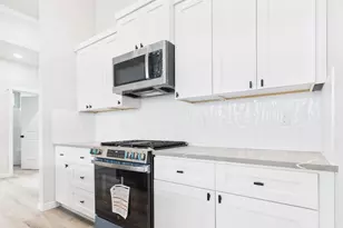 897 E Autumn Ave, Hermiston, OR 97838 - Photo 6