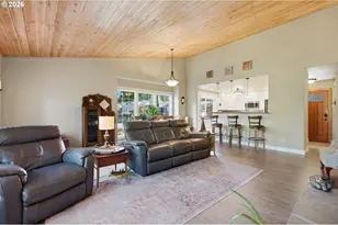 17970 Loundree Dr, Sandy, OR 97055 - Photo 8