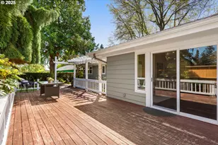 11004 SE Stanley Ave, Milwaukie, OR 97222 - Photo 30