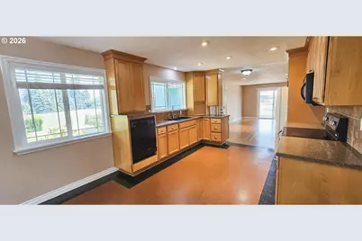 9875 NW 316th Pl, Hillsboro, OR 97124 - Photo 10