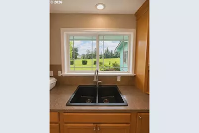 9875 NW 316th Pl, Hillsboro, OR 97124 - Photo 12