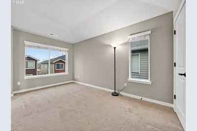 416 NE Patricia Ann Pl, Hillsboro, OR 97006 - Photo 22