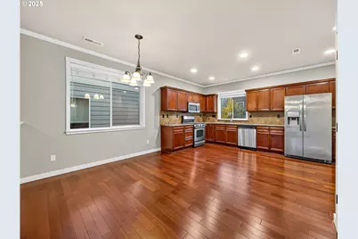 416 NE Patricia Ann Pl, Hillsboro, OR 97006 - Photo 12