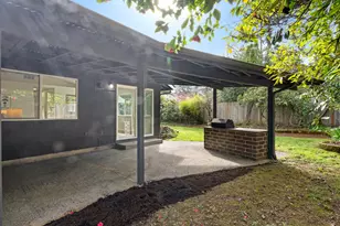 3811 SE 169th Pl, Portland, OR 97236 - Photo 14