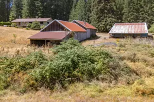 25420 NW Pumpkin Ridge Rd, North Plains, OR 97133 - Photo 36
