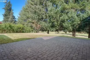580 Holly Ave, Cottage Grove, OR 97424 - Photo 46