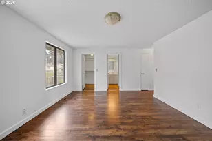 195 NW Phyllis Ct, Gresham, OR 97030 - Photo 26