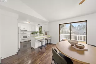 195 NW Phyllis Ct, Gresham, OR 97030 - Photo 14