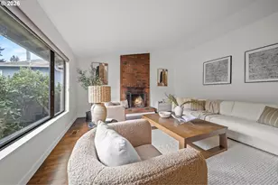 195 NW Phyllis Ct, Gresham, OR 97030 - Photo 6